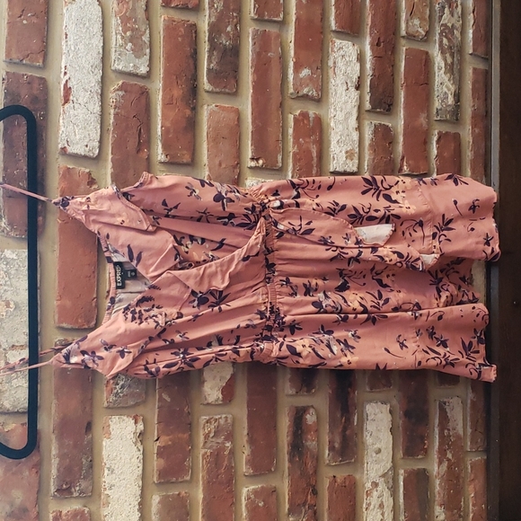 Express Dress - Picture 1 of 4